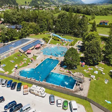 Апартаменты Mittersill Near Bus & Kitzbuehel Холлерсбах (Пинцгау)